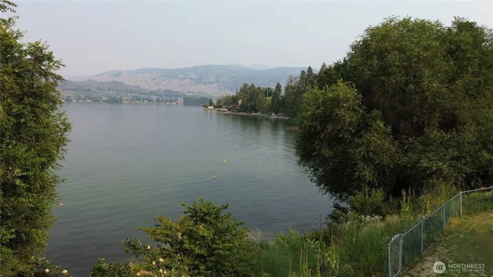74 Westlake Oroville, WA 98844