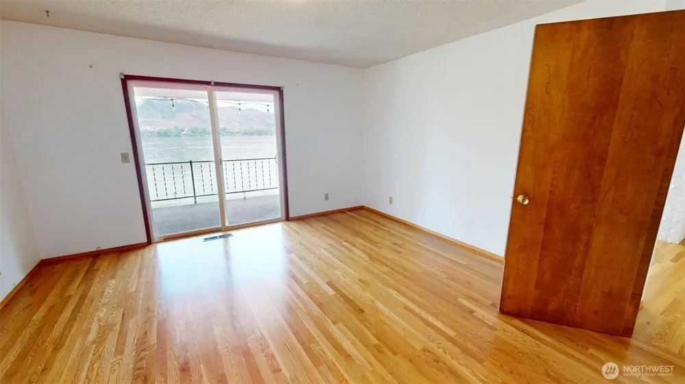 74 Westlake Oroville, WA 98844
