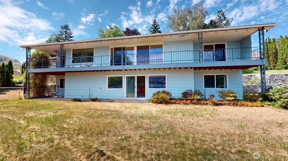 74 Westlake Oroville, WA 98844