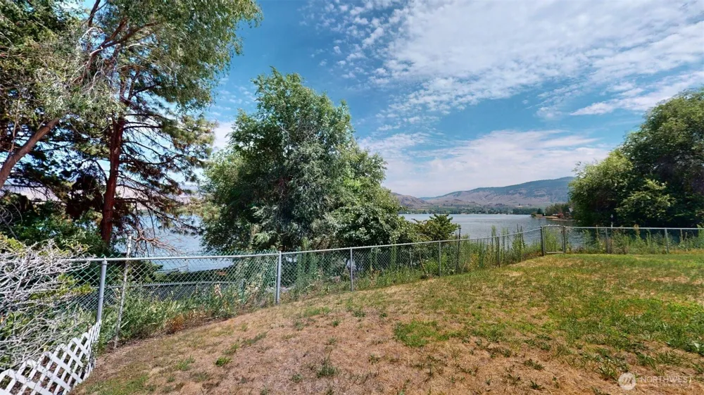 74 Westlake Oroville, WA 98844