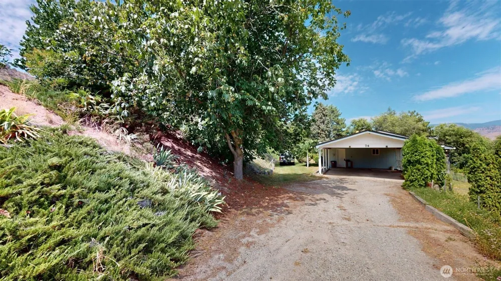 74 Westlake Oroville, WA 98844
