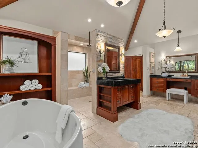 5 ASHIN WAY Hill Country Village, TX 78232