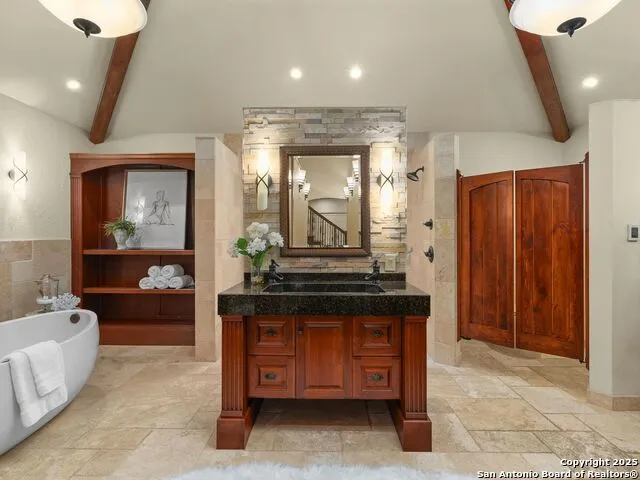 5 ASHIN WAY Hill Country Village, TX 78232