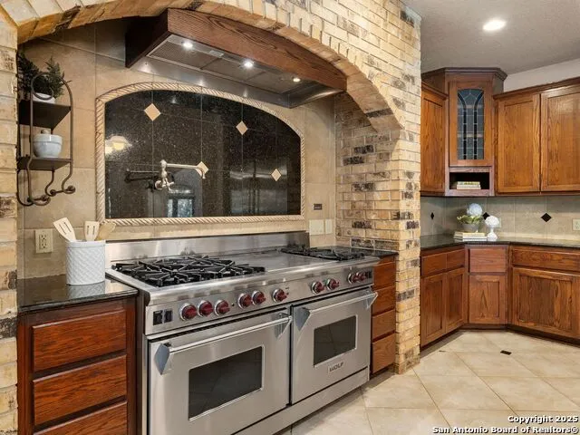 5 ASHIN WAY Hill Country Village, TX 78232