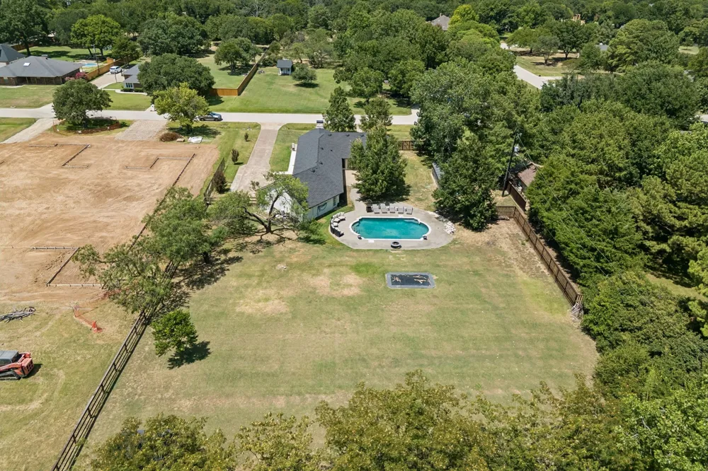1205 Whispering Lane Southlake, TX 76092