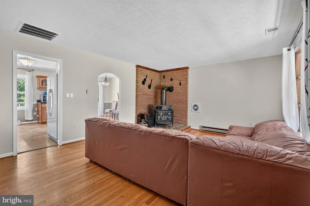 313 KNIGHT DRIVE White Post, VA 22663