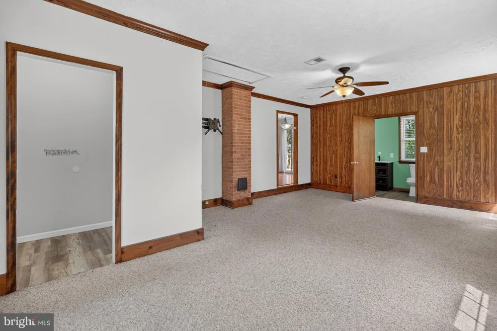 313 KNIGHT DRIVE White Post, VA 22663