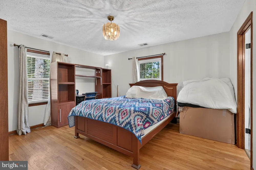 313 KNIGHT DRIVE White Post, VA 22663