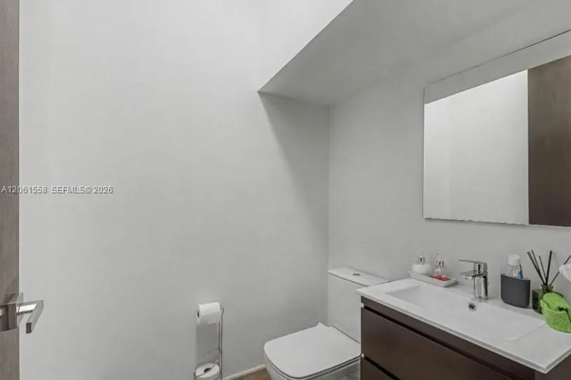 3341 NW 84th Ct Doral, FL 33122