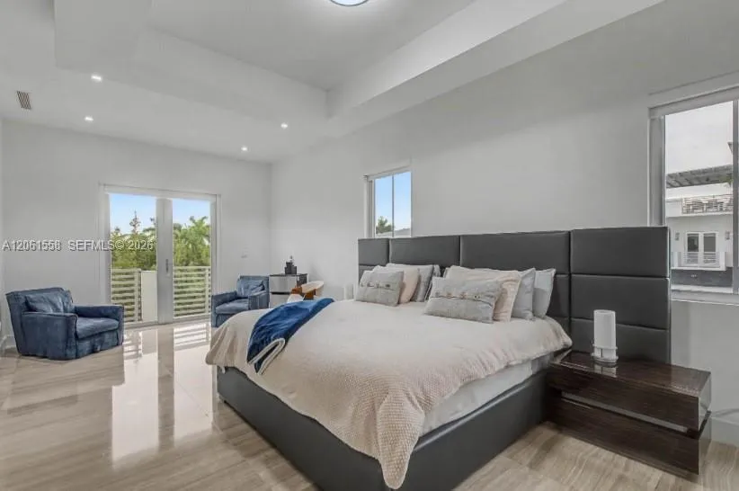 3341 NW 84th Ct Doral, FL 33122