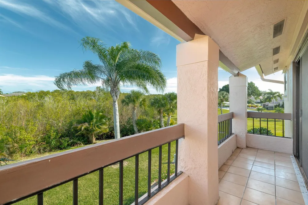 3307 SE SANDPIPER CIRCLE Port St. Lucie, FL 34952