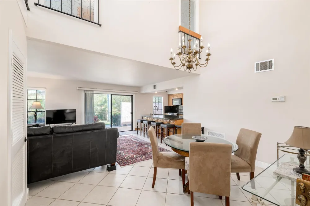 3307 SE SANDPIPER CIRCLE Port St. Lucie, FL 34952