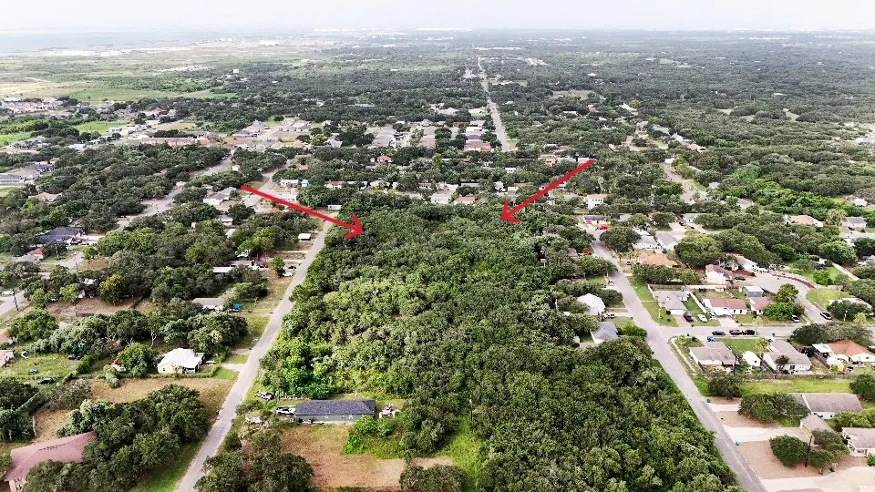 S Lamont Aransas Pass, TX 78336