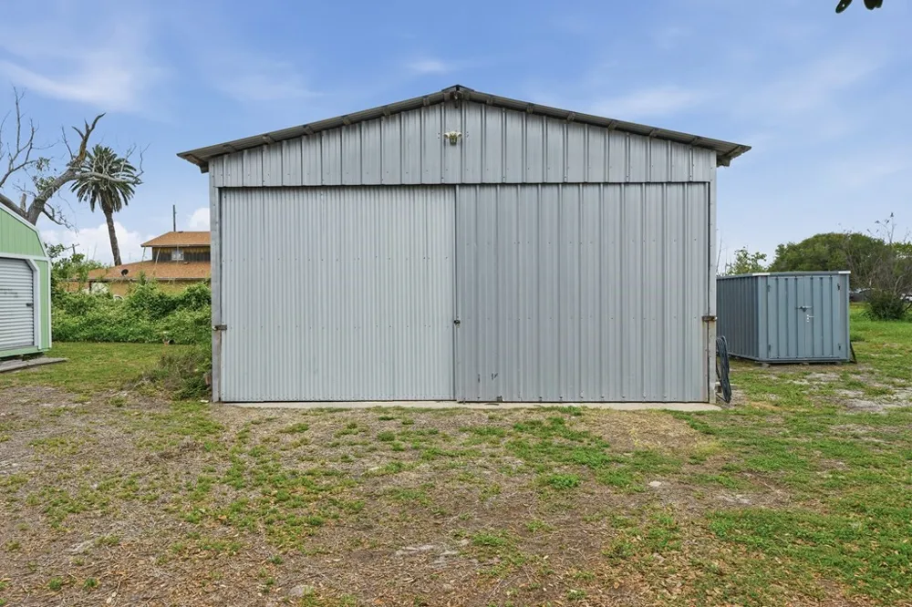 819 S Church Street Rockport, TX 78382