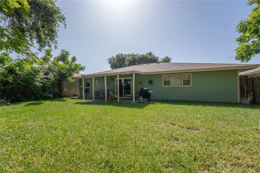 1810 Silver Sands Drive Corpus Christi, TX 78412