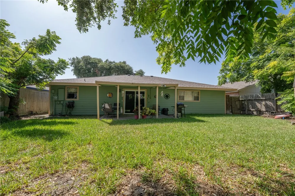 1810 Silver Sands Drive Corpus Christi, TX 78412