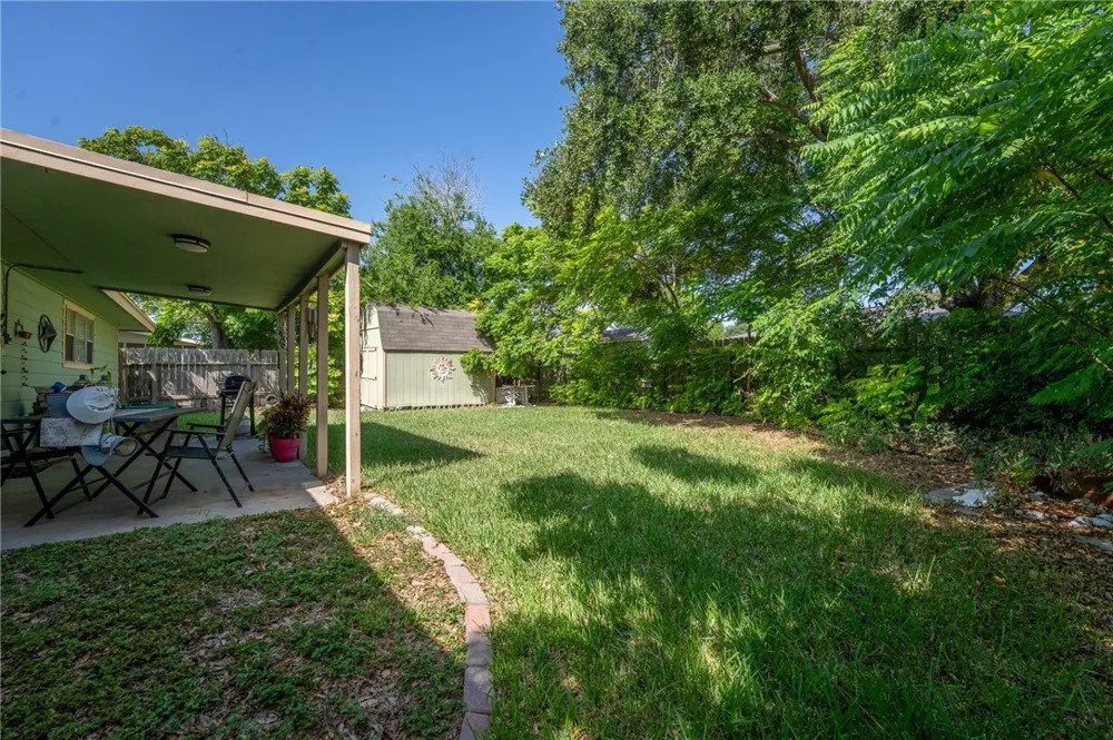 1810 Silver Sands Drive Corpus Christi, TX 78412