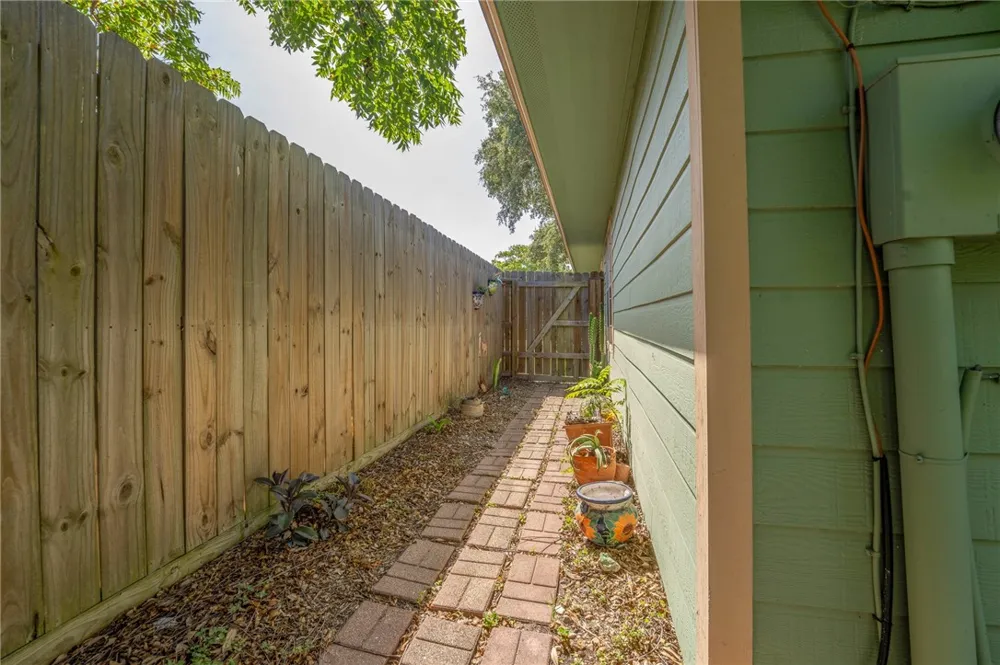 1810 Silver Sands Drive Corpus Christi, TX 78412