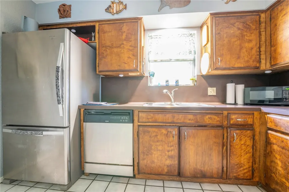 1810 Silver Sands Drive Corpus Christi, TX 78412
