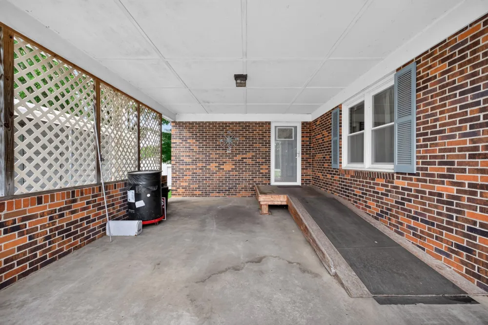 3035 Monterey Hwy Sparta, TN 38583