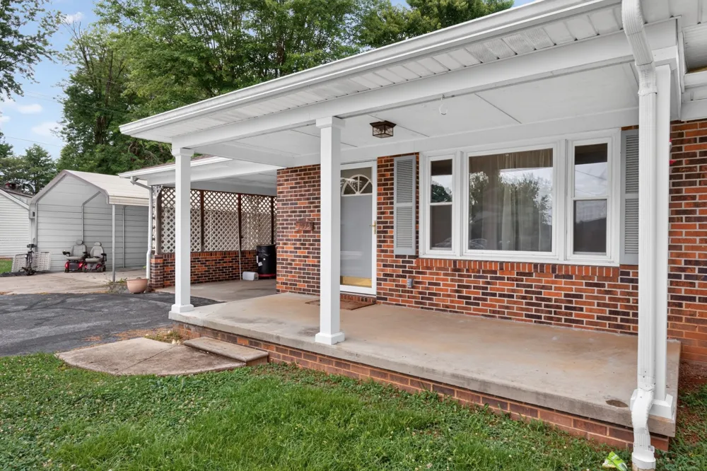3035 Monterey Hwy Sparta, TN 38583