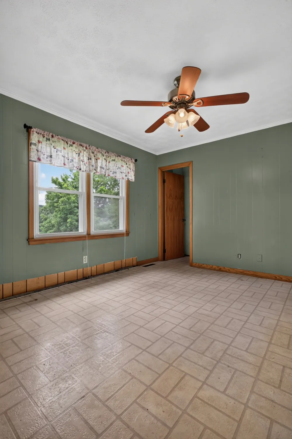 3035 Monterey Hwy Sparta, TN 38583