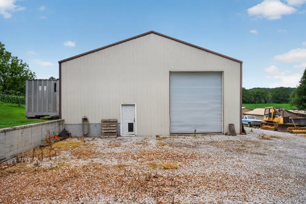 3035 Monterey Hwy Sparta, TN 38583