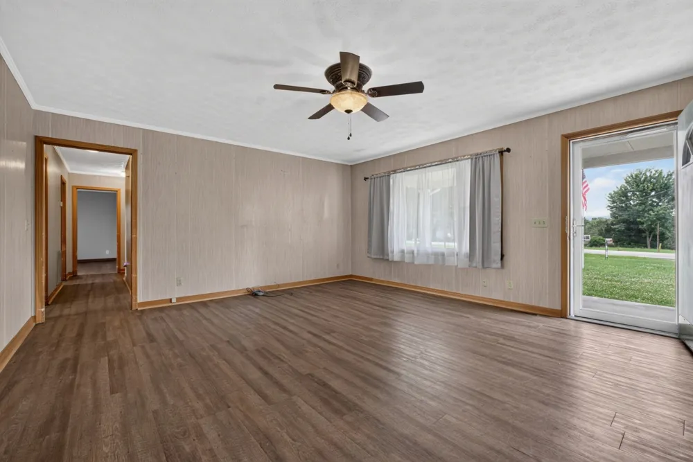 3035 Monterey Hwy Sparta, TN 38583
