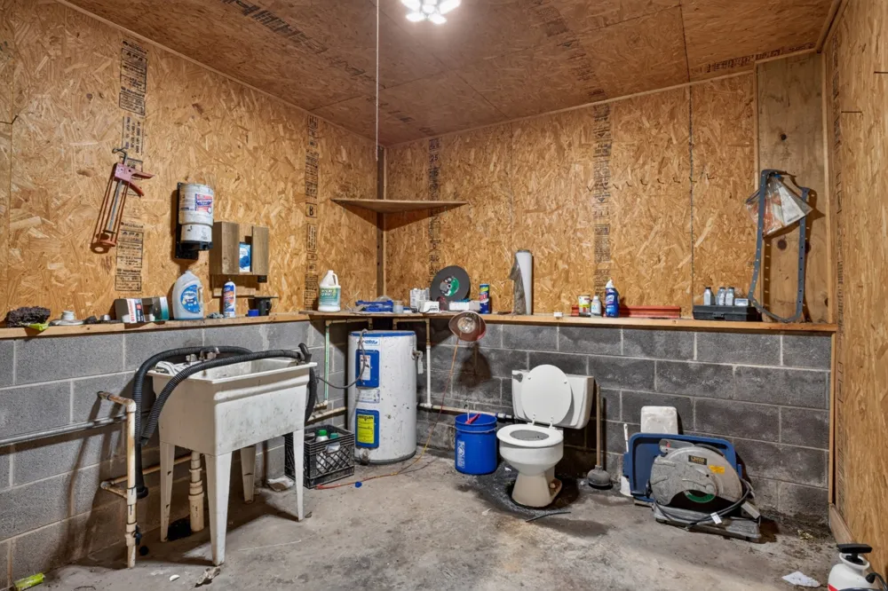 3035 Monterey Hwy Sparta, TN 38583