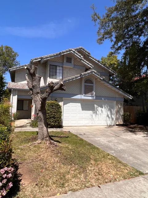 479 E Alluvial Avenue #103