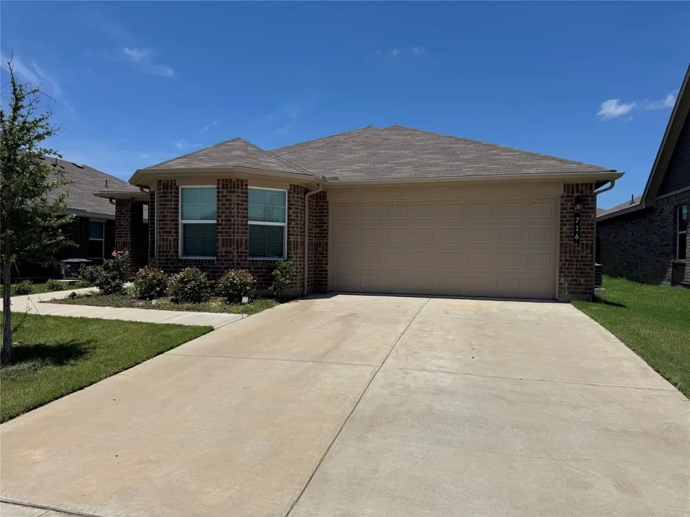 716 Griffith Park Trail Alvarado, TX 76009