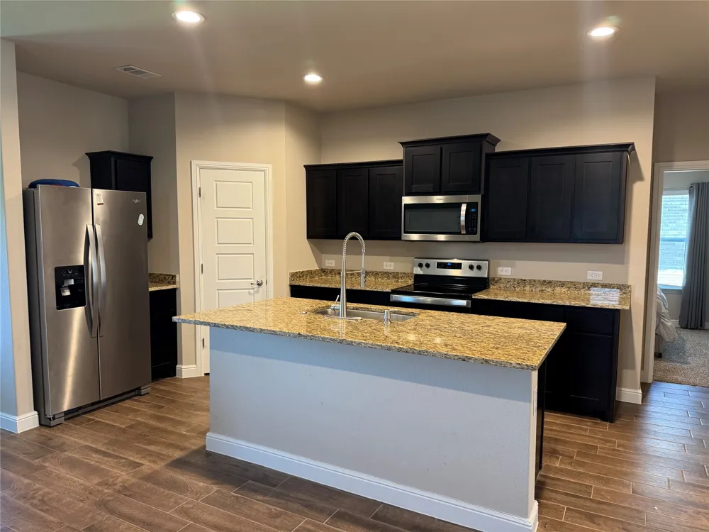 716 Griffith Park Trail Alvarado, TX 76009