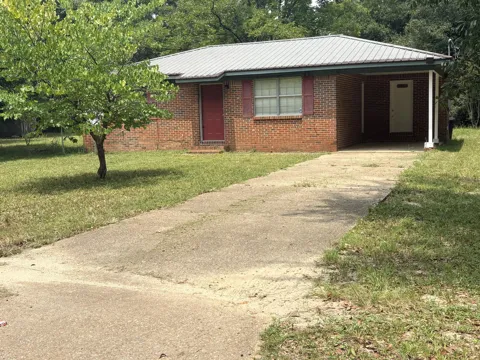 1841 S County Highway 183