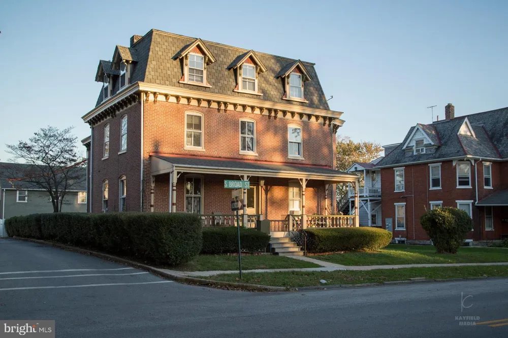 301 S BROAD STREET #7 Kennett Square, PA 19348