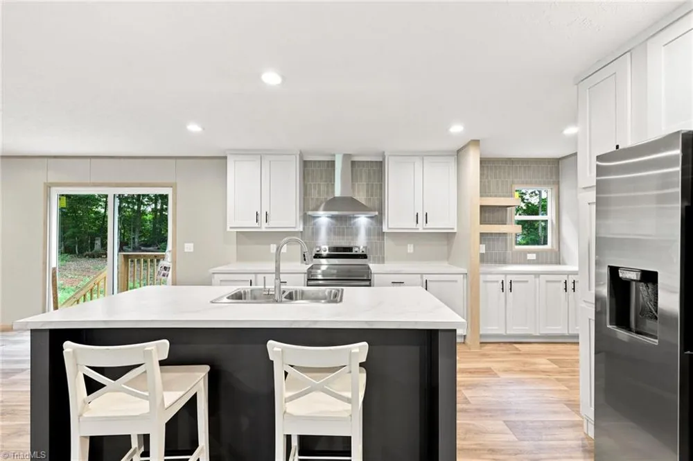 6008 Apple Wyrick Road Gibsonville, NC 27249