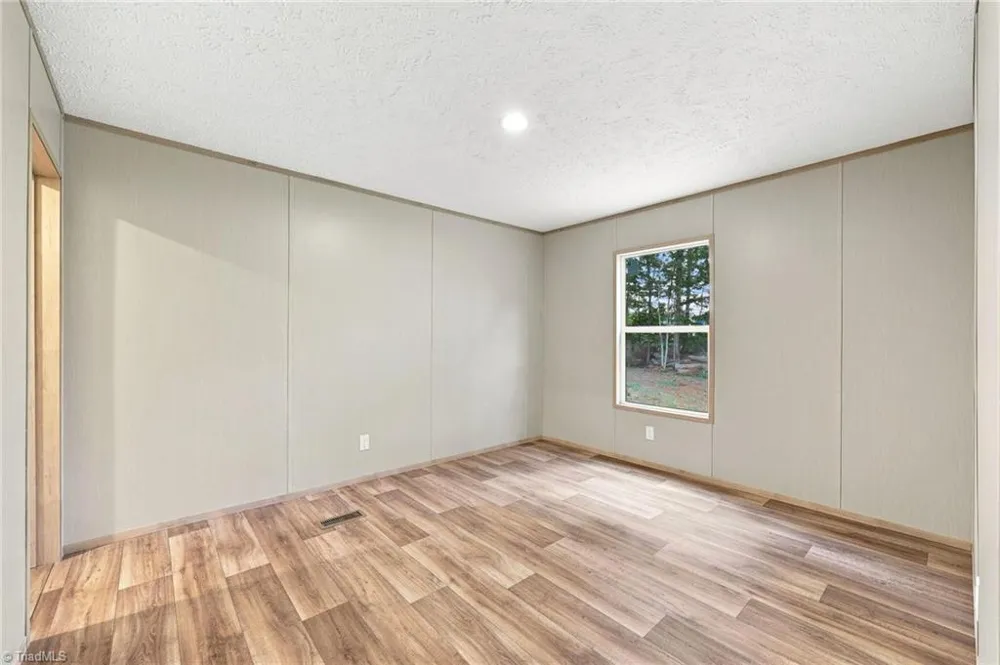 6008 Apple Wyrick Road Gibsonville, NC 27249