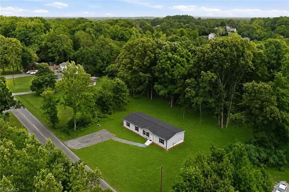 6008 Apple Wyrick Road Gibsonville, NC 27249