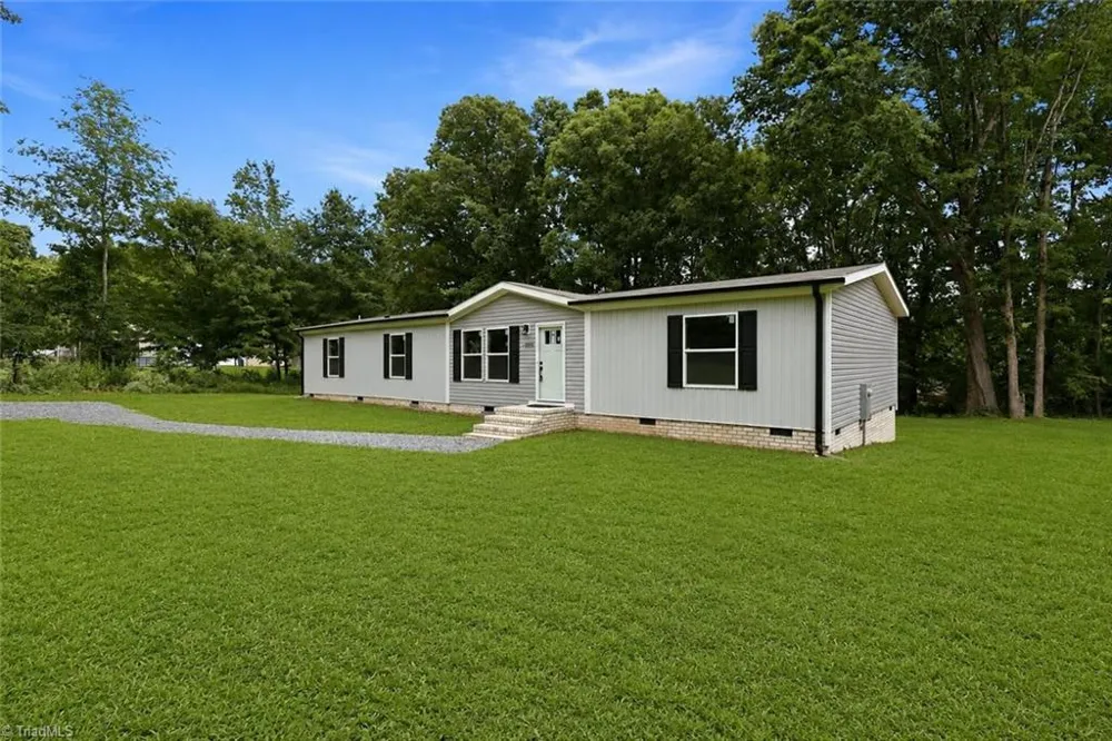 6008 Apple Wyrick Road Gibsonville, NC 27249