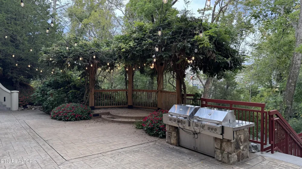 212 Dollywood Ln #420 Pigeon Forge, TN 37863