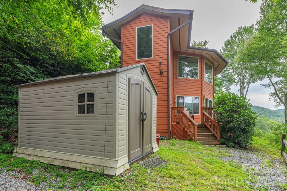 309 Irene Lane Maggie Valley, NC 28751
