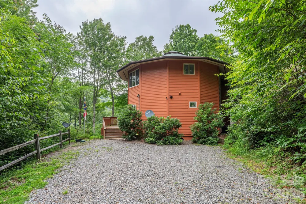 309 Irene Lane Maggie Valley, NC 28751