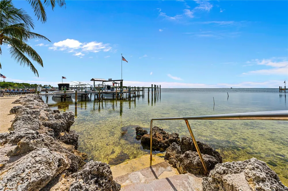 92550 Overseas Hwy #214 Tavernier, FL 33070