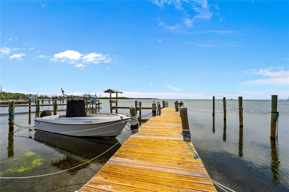 92550 Overseas Hwy #214 Tavernier, FL 33070