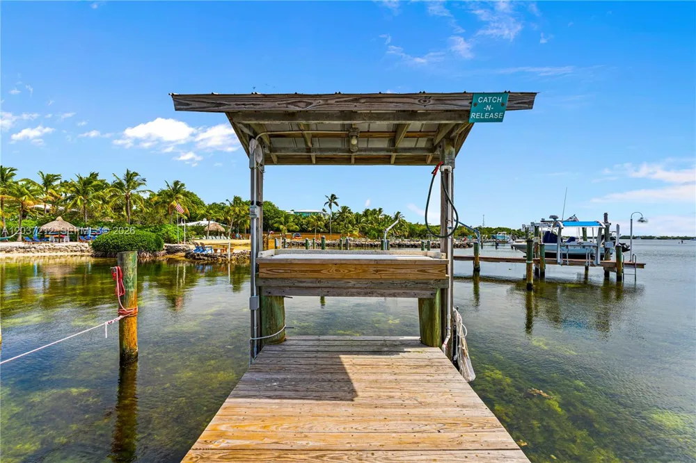 92550 Overseas Hwy #214 Tavernier, FL 33070