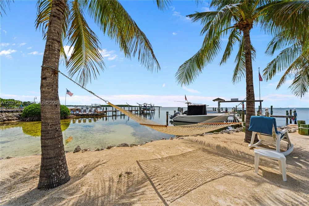 92550 Overseas Hwy #214 Tavernier, FL 33070