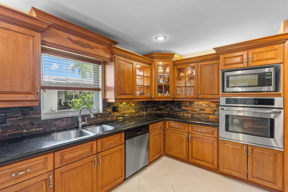8663 NW 50TH DRIVE Coral Springs, FL 33067