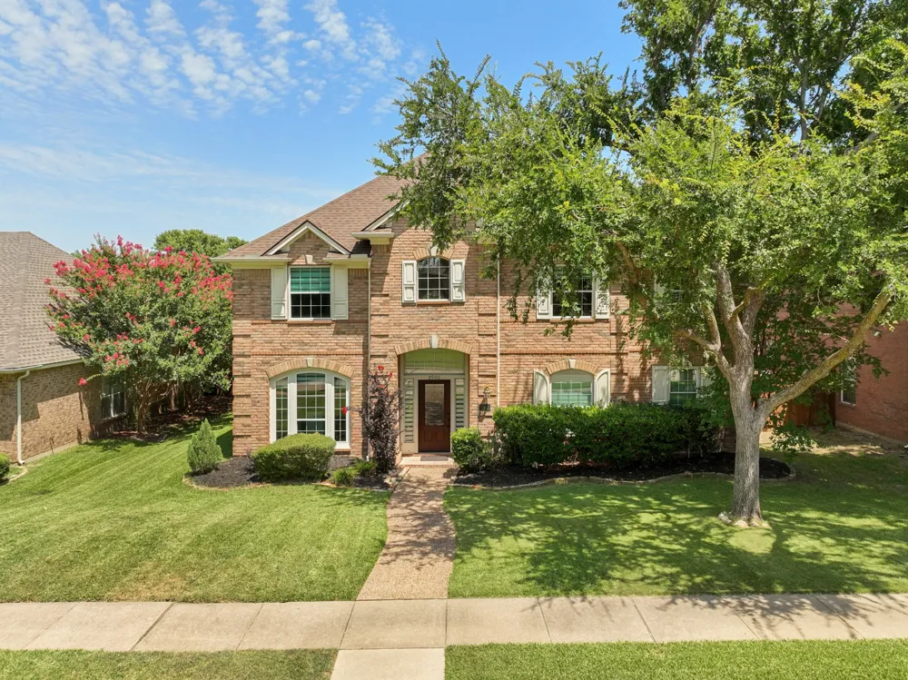 8900 High Meadows Drive Plano, TX 75025