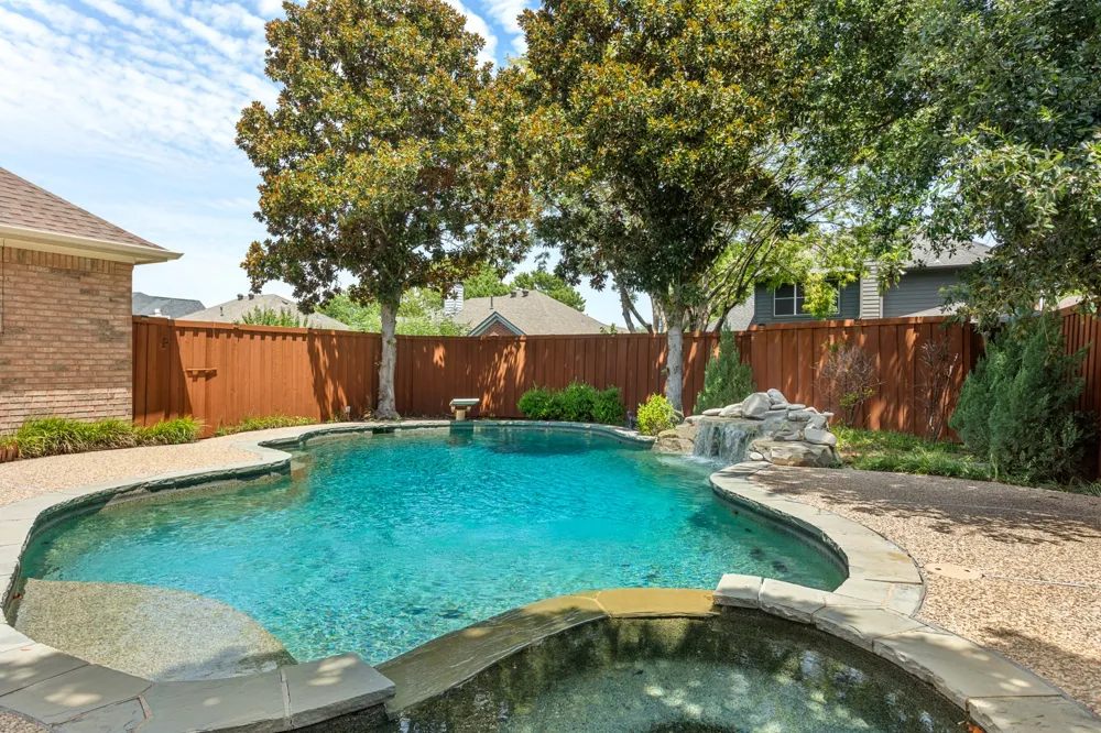 8900 High Meadows Drive Plano, TX 75025