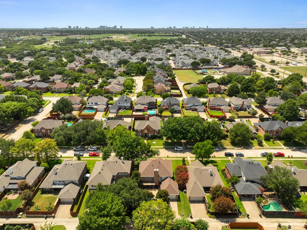 8900 High Meadows Drive Plano, TX 75025