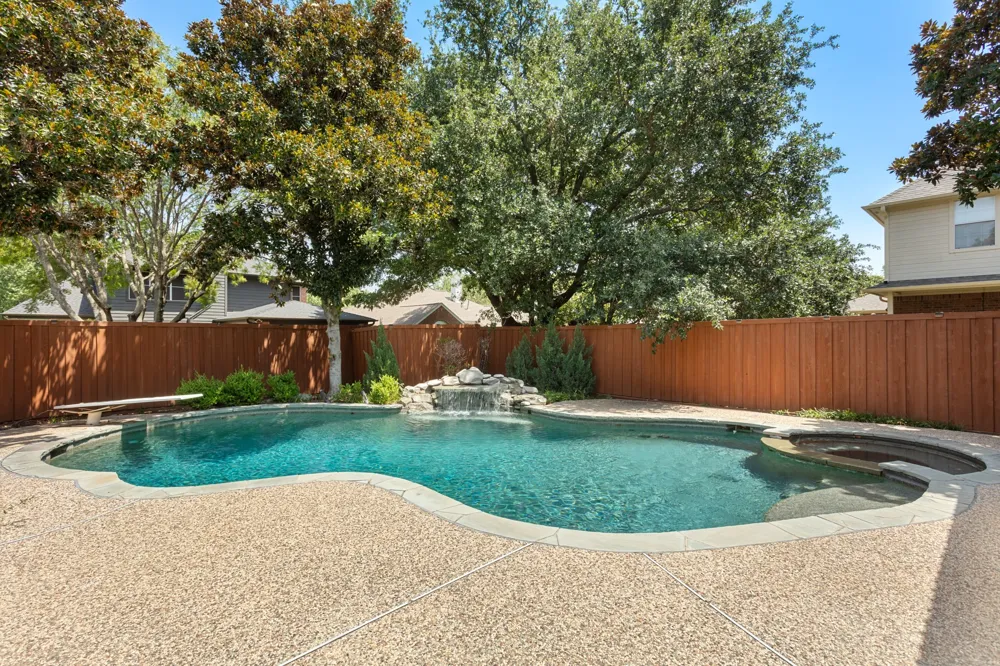 8900 High Meadows Drive Plano, TX 75025